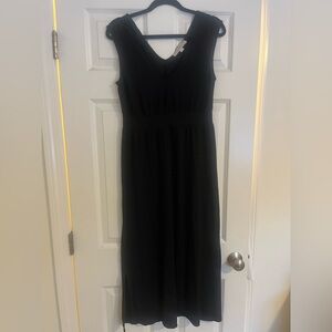 Classic Loft Sleeveless Maxi Dress